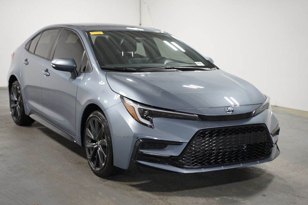 2025 Toyota Corolla SE 3