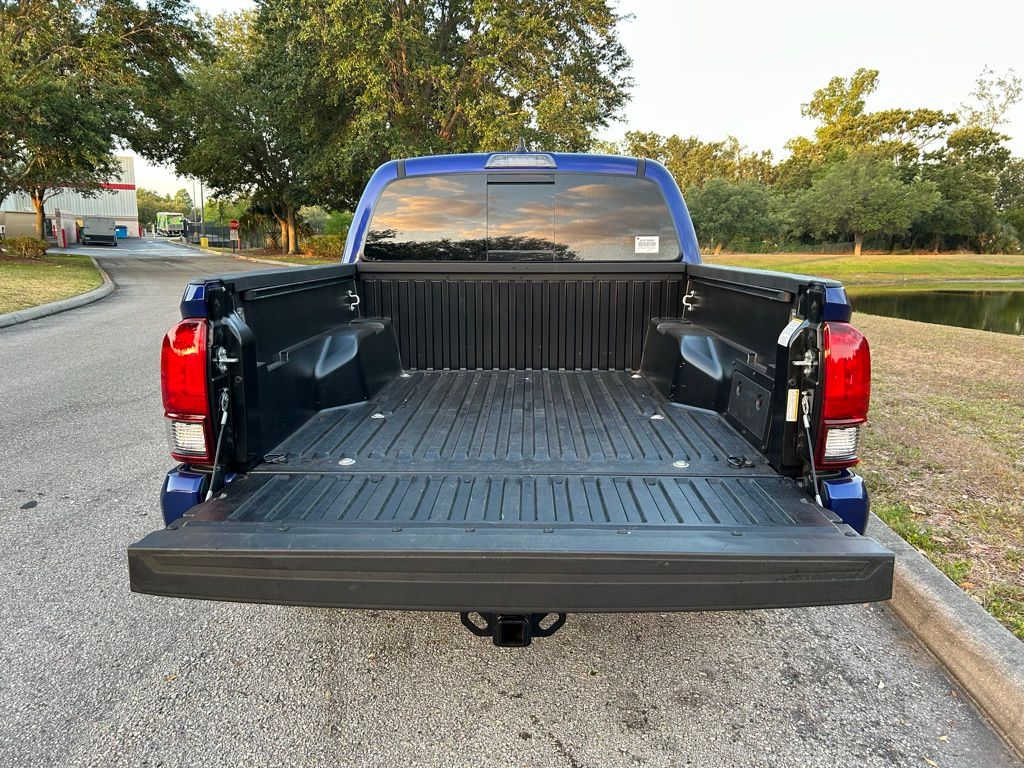 2023 Toyota Tacoma SR5 10