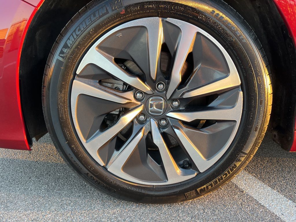 Thumbnail: 2019 Honda Accord - 12