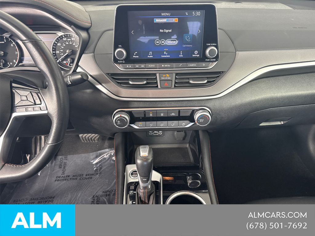 Used 2025 Blue Nissan 2.5 SR image 32