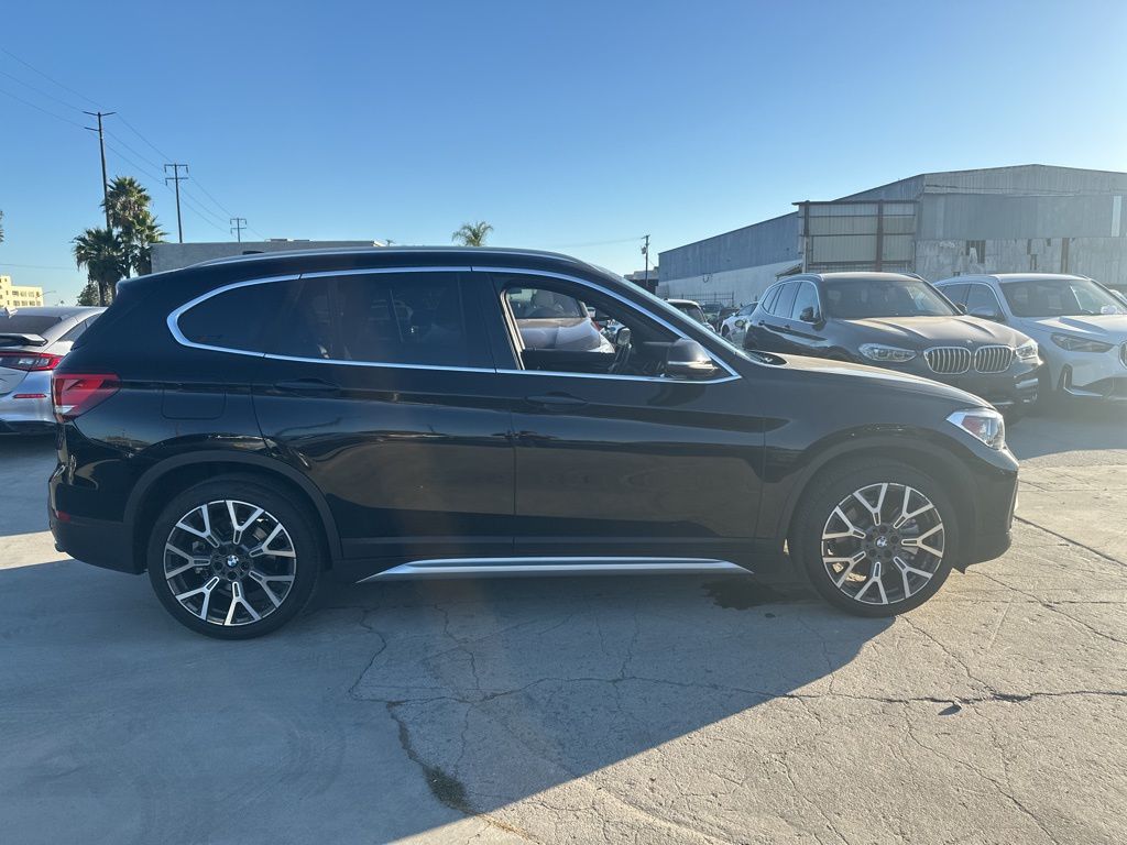 2021 BMW X1 sDrive28i 4