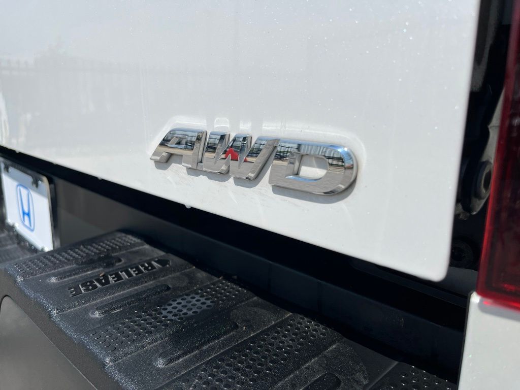 Thumbnail: 2023 Honda Ridgeline - 9