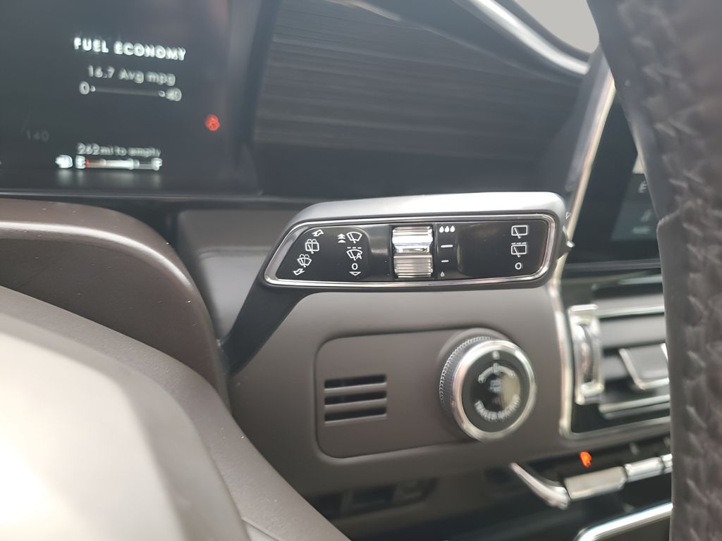 Used Car 2021 Lincoln Navigator  Black Label For Sale Under $50,000 In Austin, Texas
