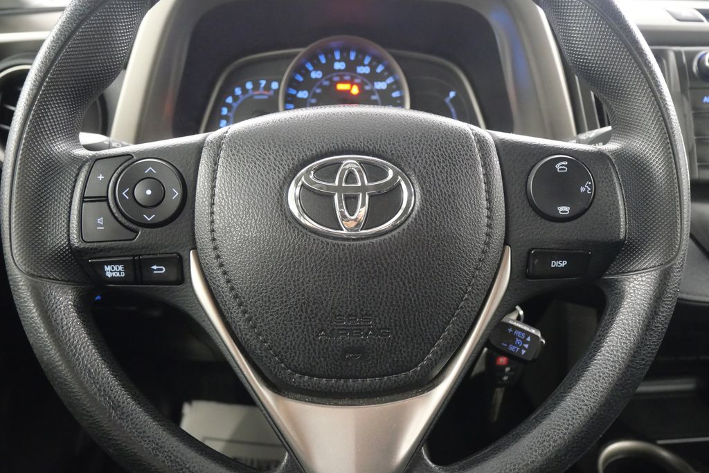 2015 Toyota RAV4 LE 20