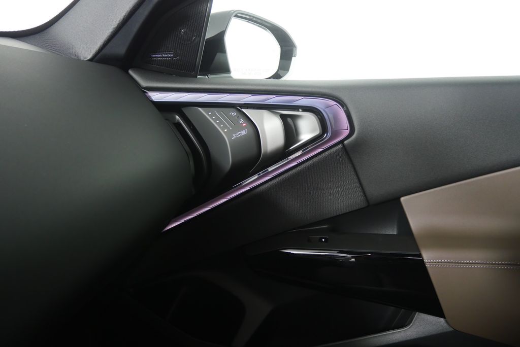 Thumbnail: 2026 BMW X3 - 25