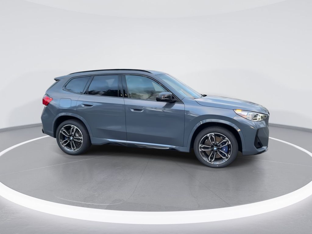 2025 BMW X1 M35i 9