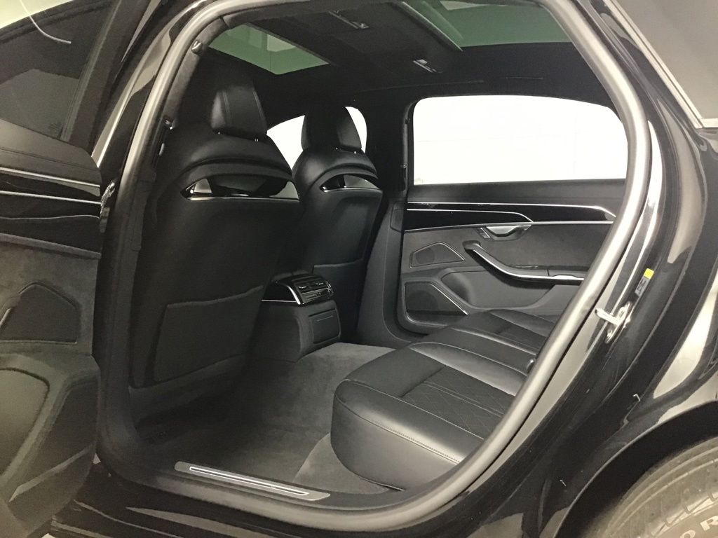 Used 2020 Black Audi 4.0T image 28