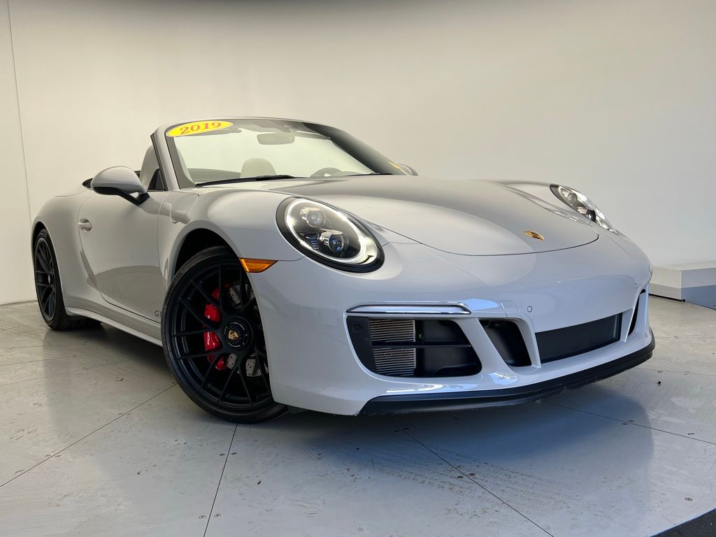 Thumbnail: 2019 Porsche 911 - 23
