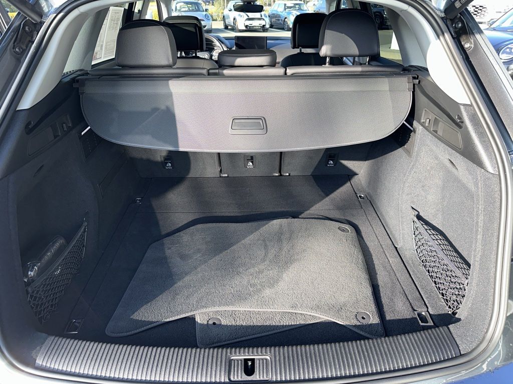 Thumbnail: 2022 Audi Q5 - 12