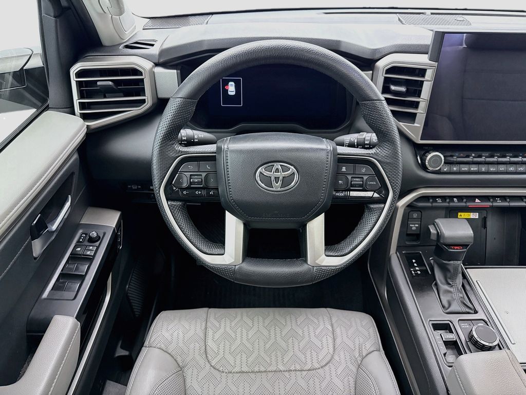 Thumbnail: 2024 Toyota Sequoia - 10