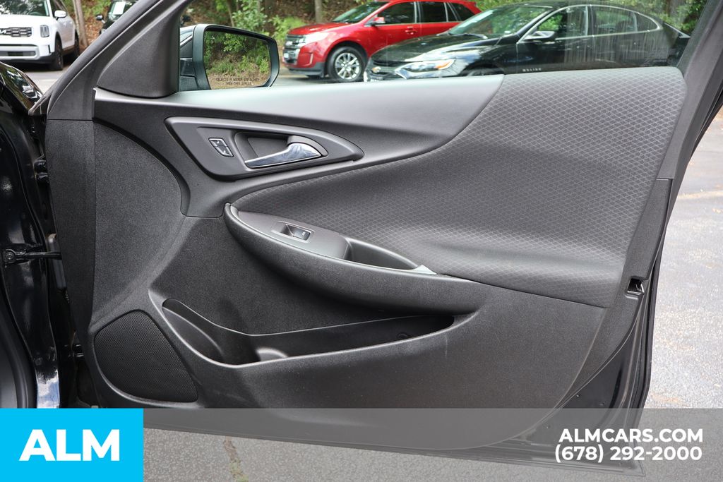 Used 2024 Black Chevrolet LT image 27