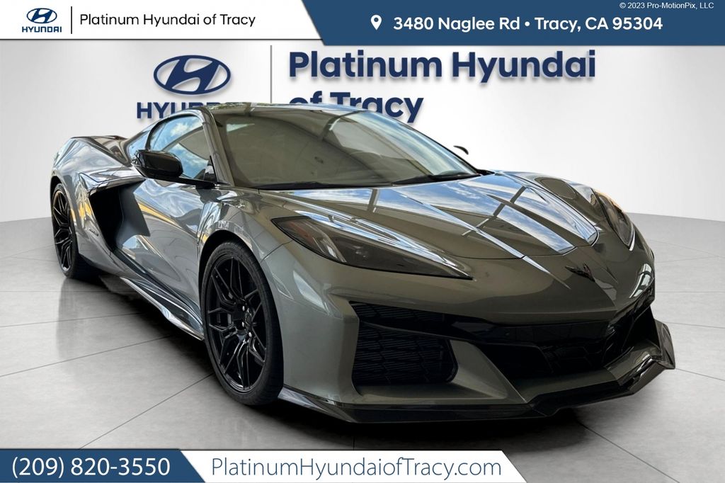 Hypersonic Gray Metallic 2023 Chevrolet Corvette Z06 3LZ Coupe RWD Coupe Rear-Wheel Drive 8-Speed Dual Clutch
