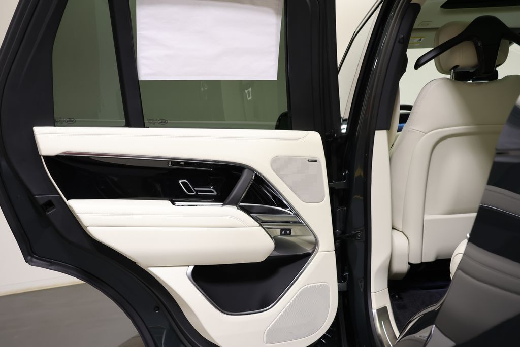Thumbnail: 2026 Land Rover Range Rover - 30