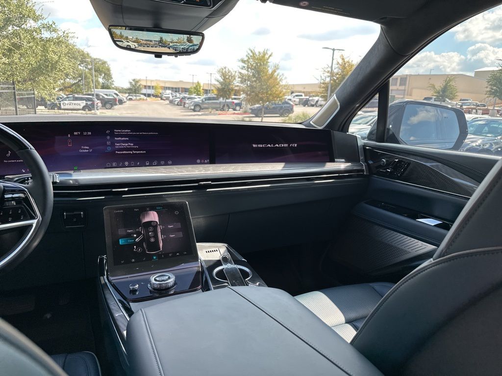 Used Car 2025 Cadillac Escalade Iq  Sport 2 For Sale Under $140,000 In Austin, Texas