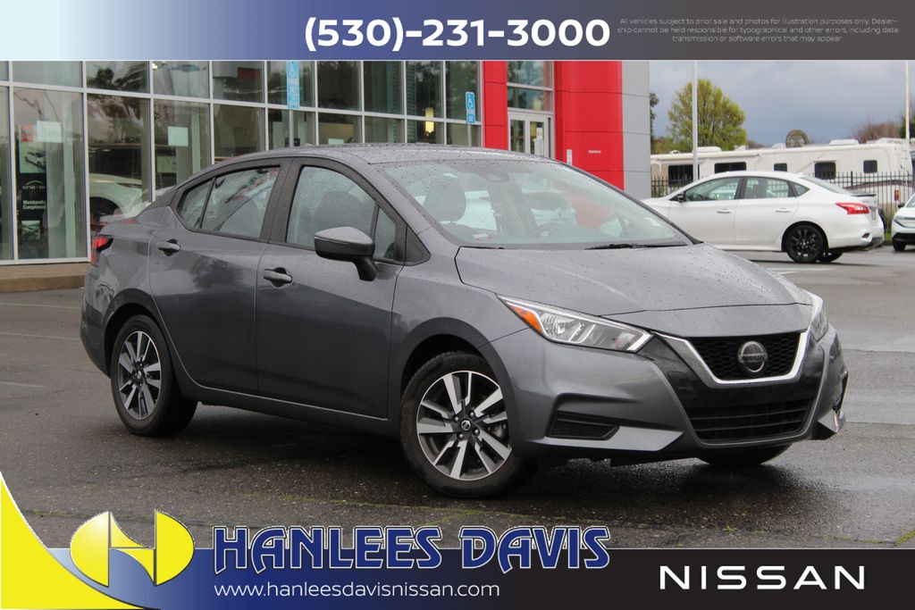 2021 Nissan Versa SV FWD