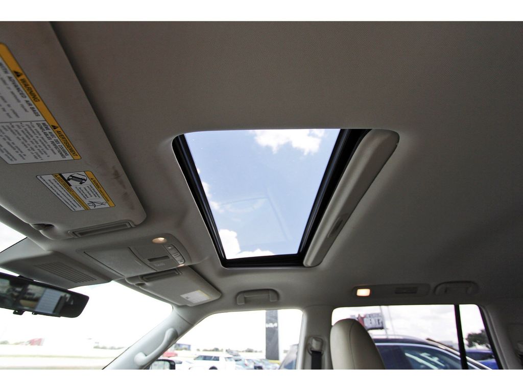 2023 INFINITI QX80 Premium Select White at Legacy Ford