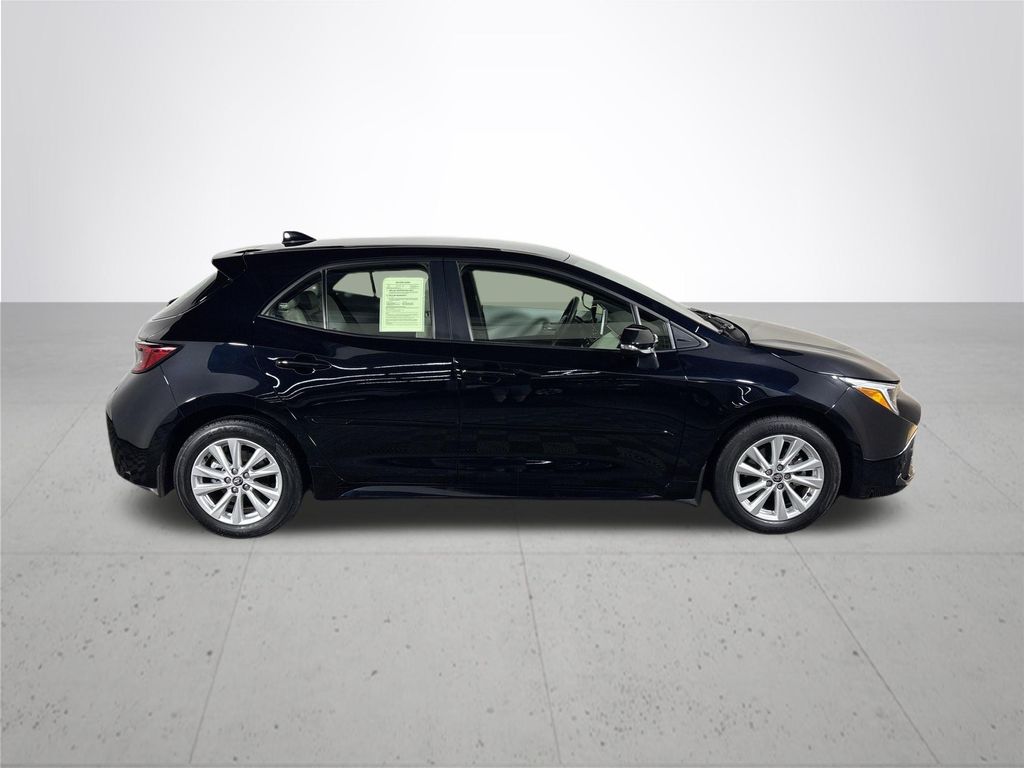 2024 Toyota Corolla Hatchback SE