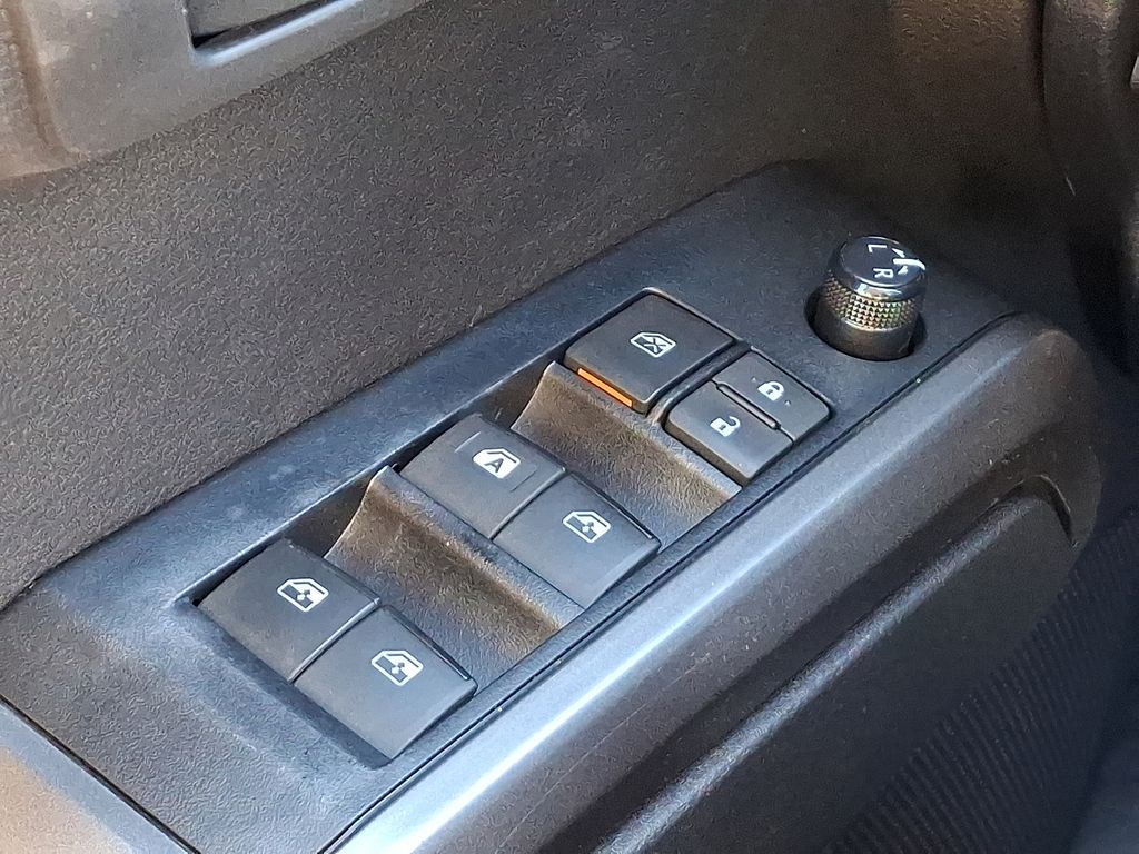 Thumbnail: 2022 Toyota Tacoma - 26