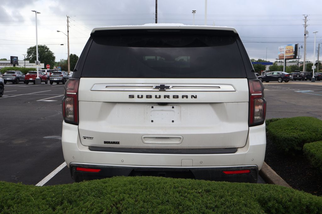 2023 Chevrolet Suburban High Country 10