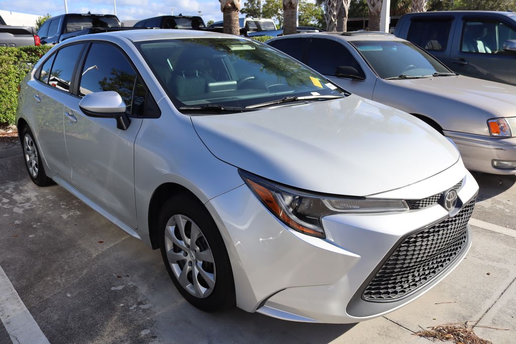 Thumbnail: 2022 Toyota Corolla - 6