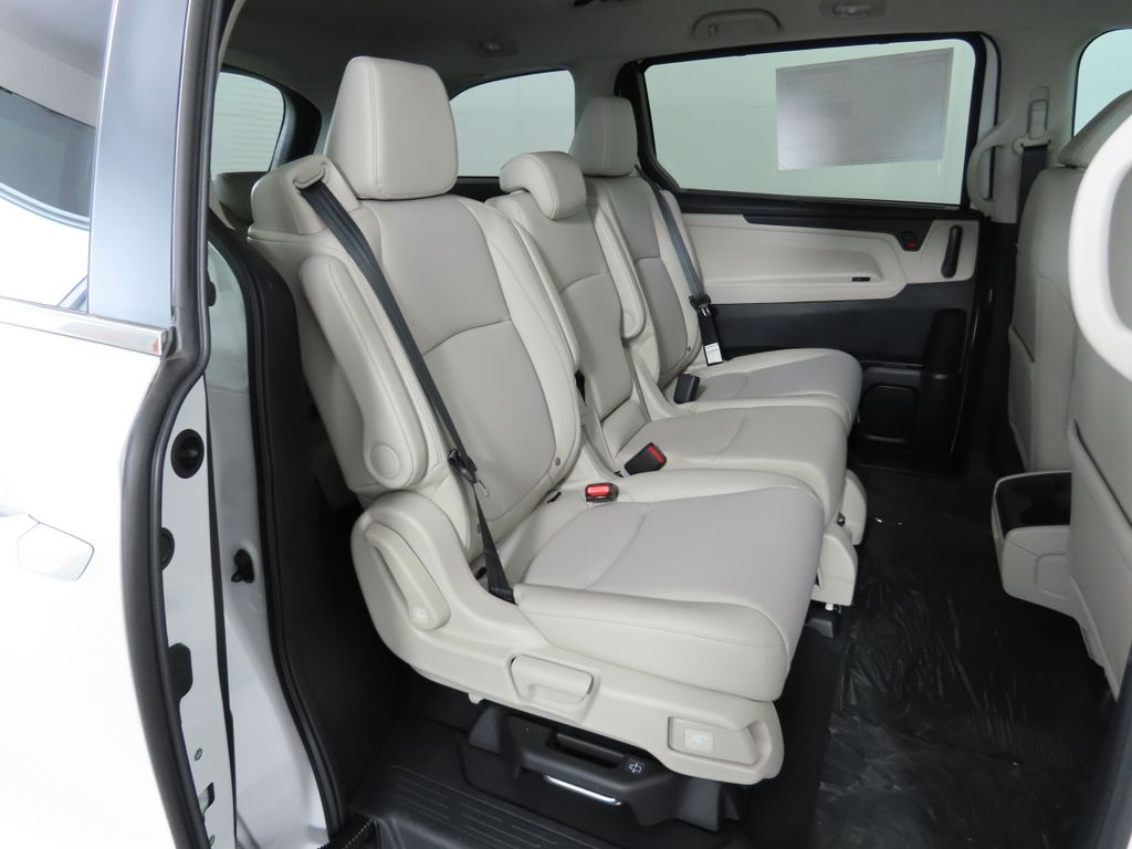 2025 Honda Odyssey EX-L 22