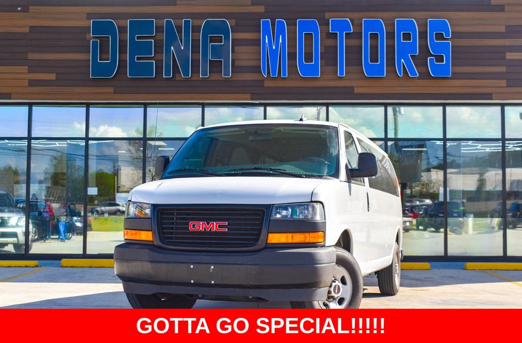Summit White 2023 GMC Savana LS 3500 Extended RWD Van Rear-Wheel Drive 8-Speed Automatic Overdrive