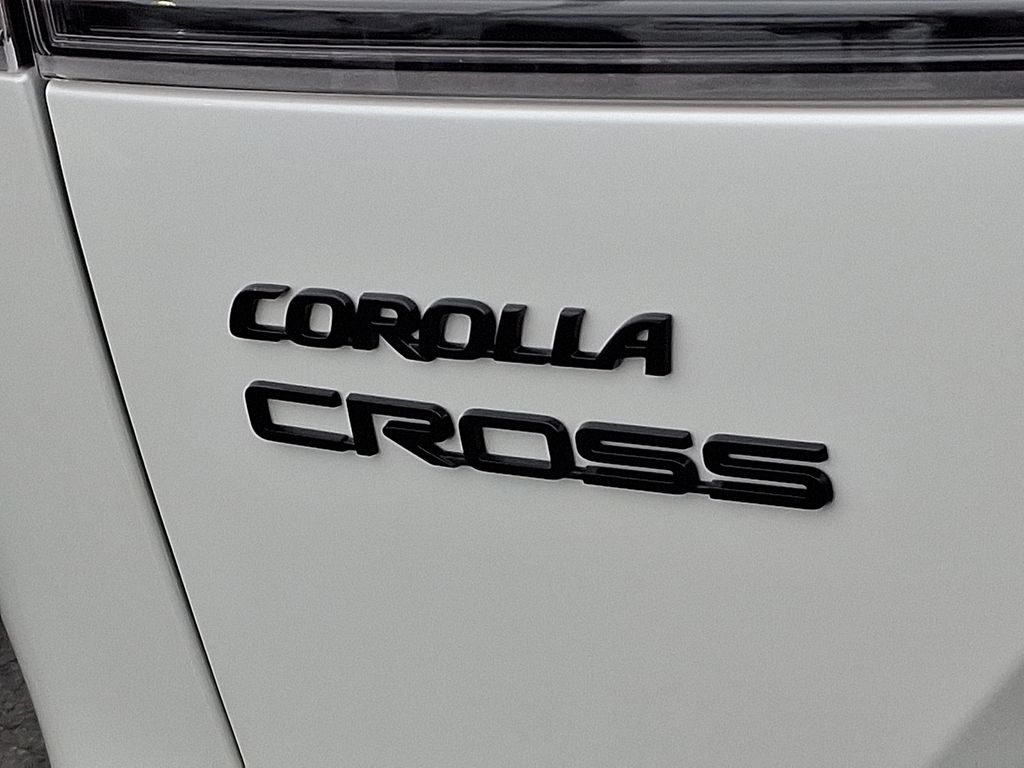 Thumbnail: 2026 Toyota Corolla Cross - 30