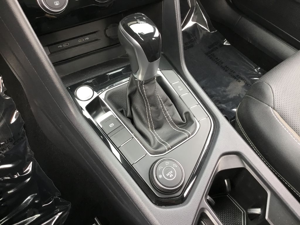 Thumbnail: 2022 Volkswagen Taos - 22