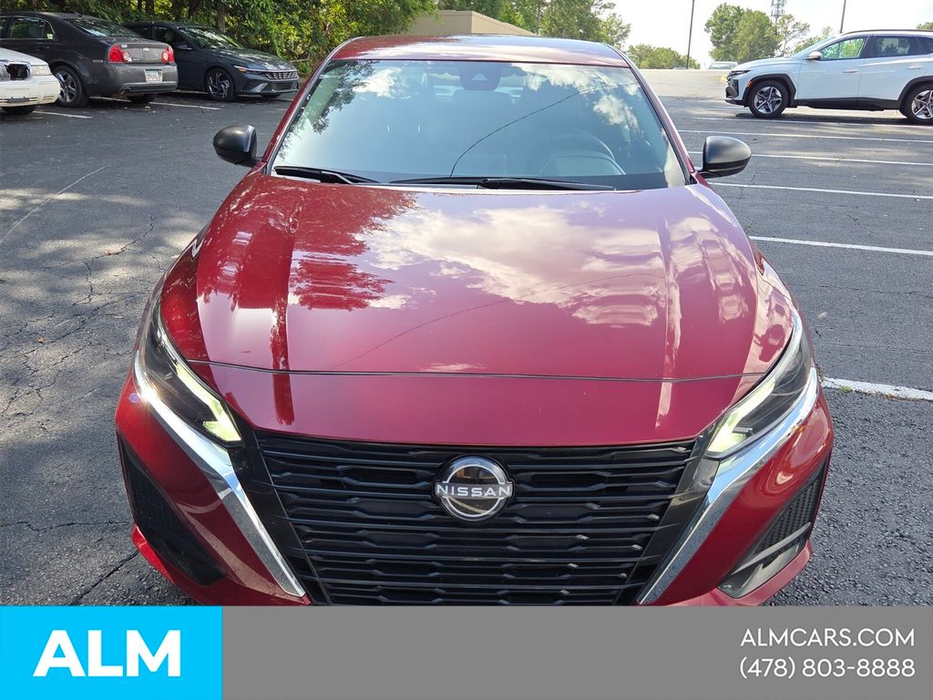 Used 2025 Red Nissan 2.5 SV image 18
