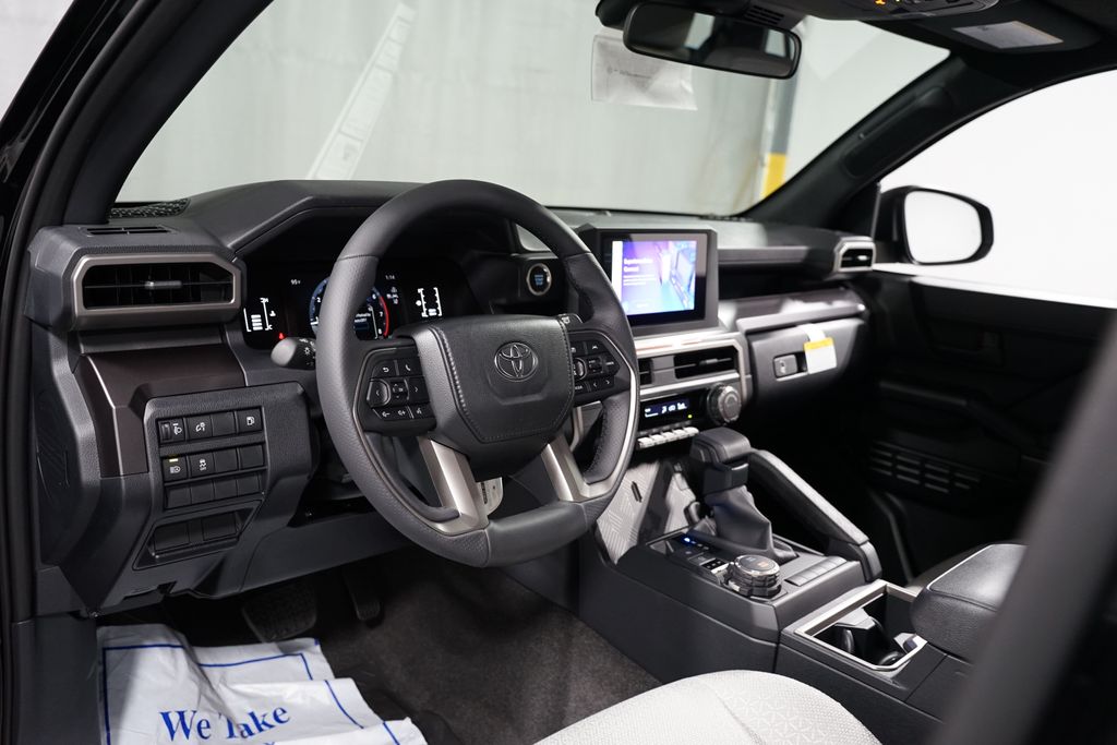 Thumbnail: 2025 Toyota 4Runner - 12