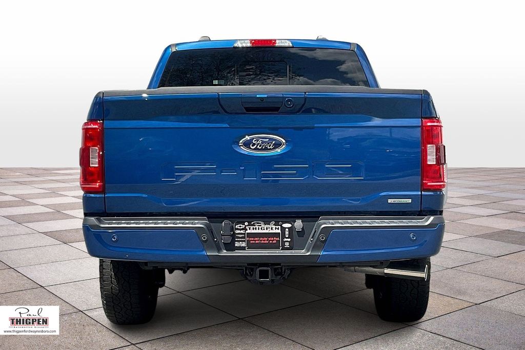 View vehicle photo 4