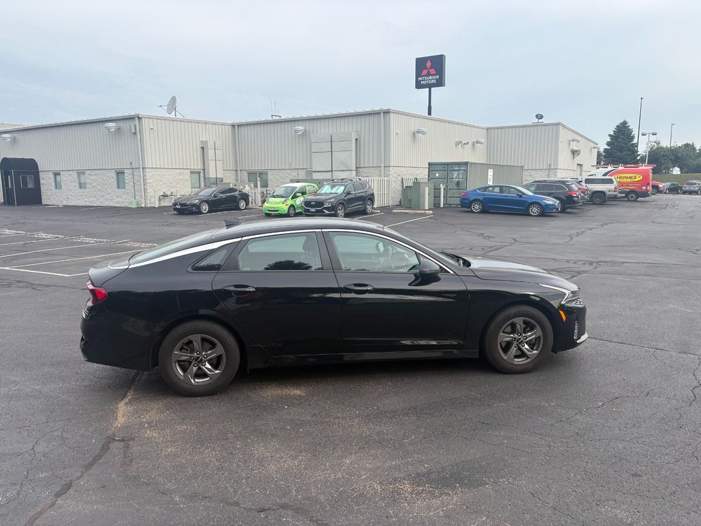  2023 Kia K5 LXS FWD   