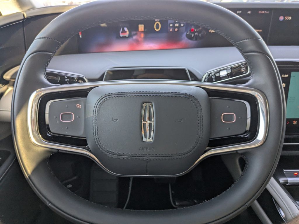 2025 Lincoln Nautilus Reserve