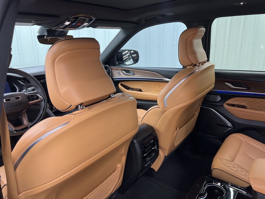 2024 Jeep Grand Cherokee L Summit - 11