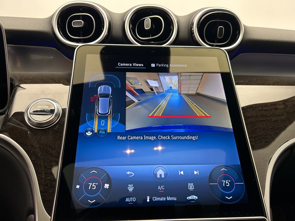 Thumbnail: 2026 Mercedes-Benz GLC - 18