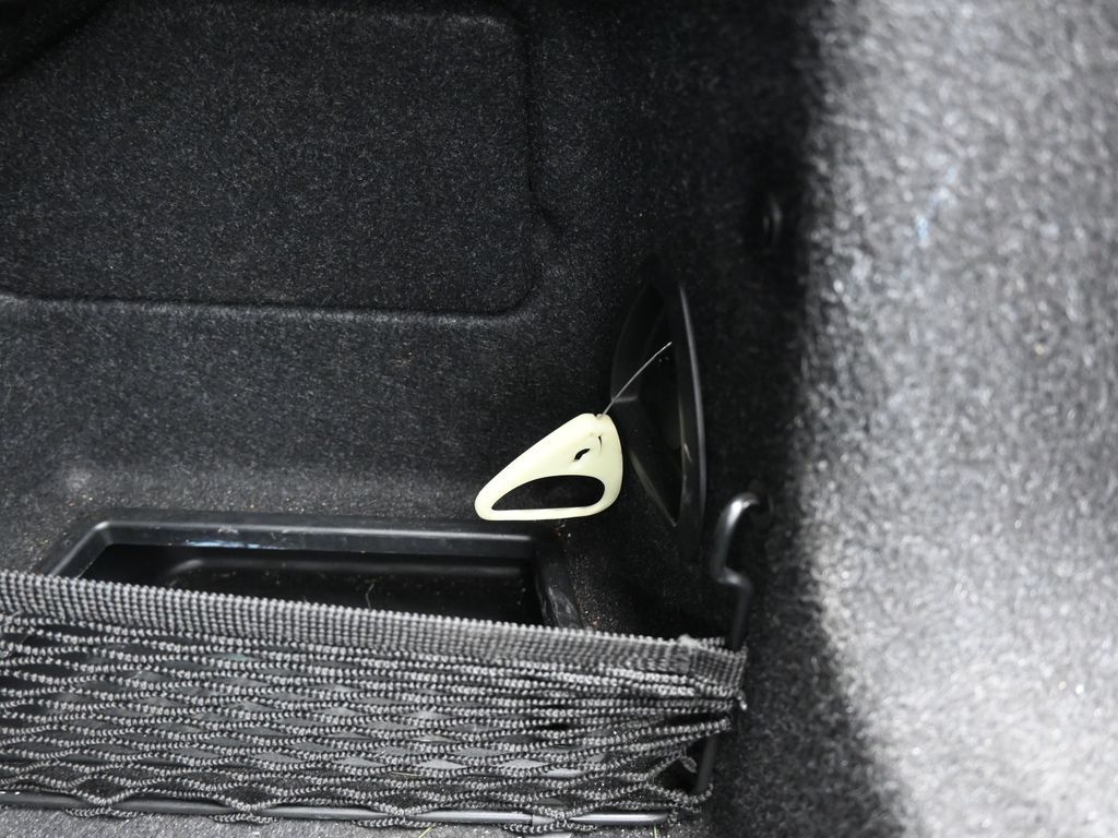 Used 2021 Mineral Grey Metallic BMW 330i image 42