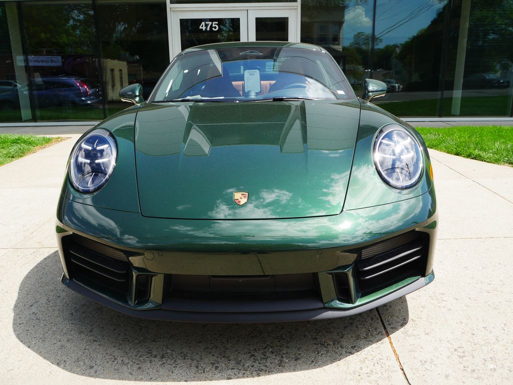 Thumbnail: 2026 Porsche 911 - 8