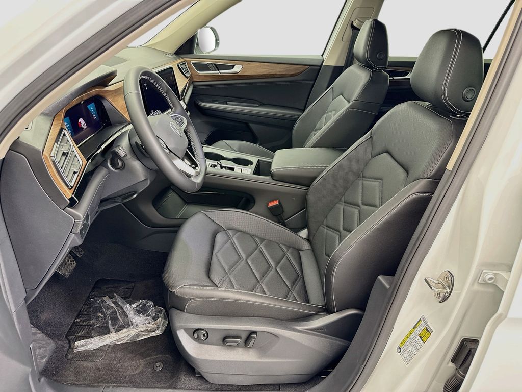Thumbnail: 2026 Volkswagen Atlas - 17
