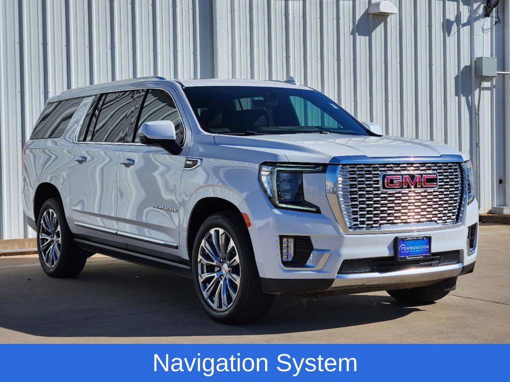 2021 GMC Yukon XL Denali 3