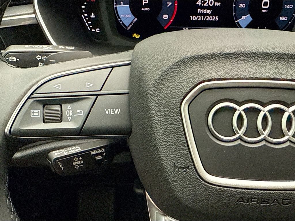 Thumbnail: 2025 Audi Q3 - 11