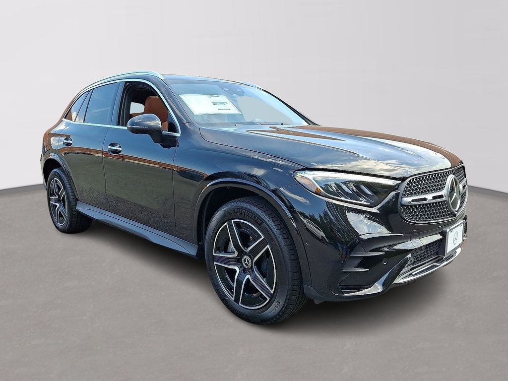 Thumbnail: 2027 Mercedes-Benz GLC - 2
