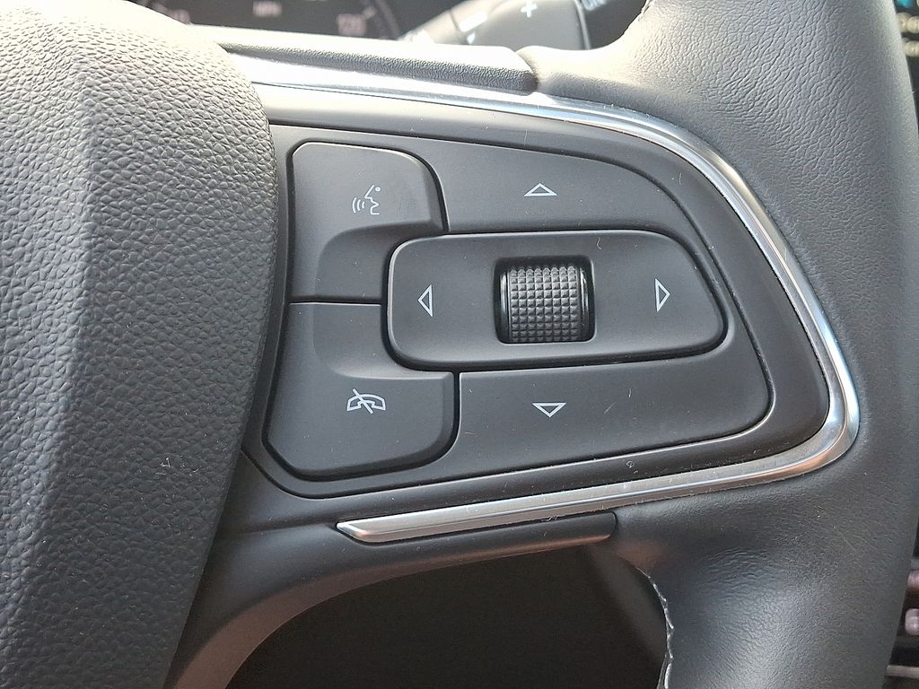 2023 Buick Envision Essence 22