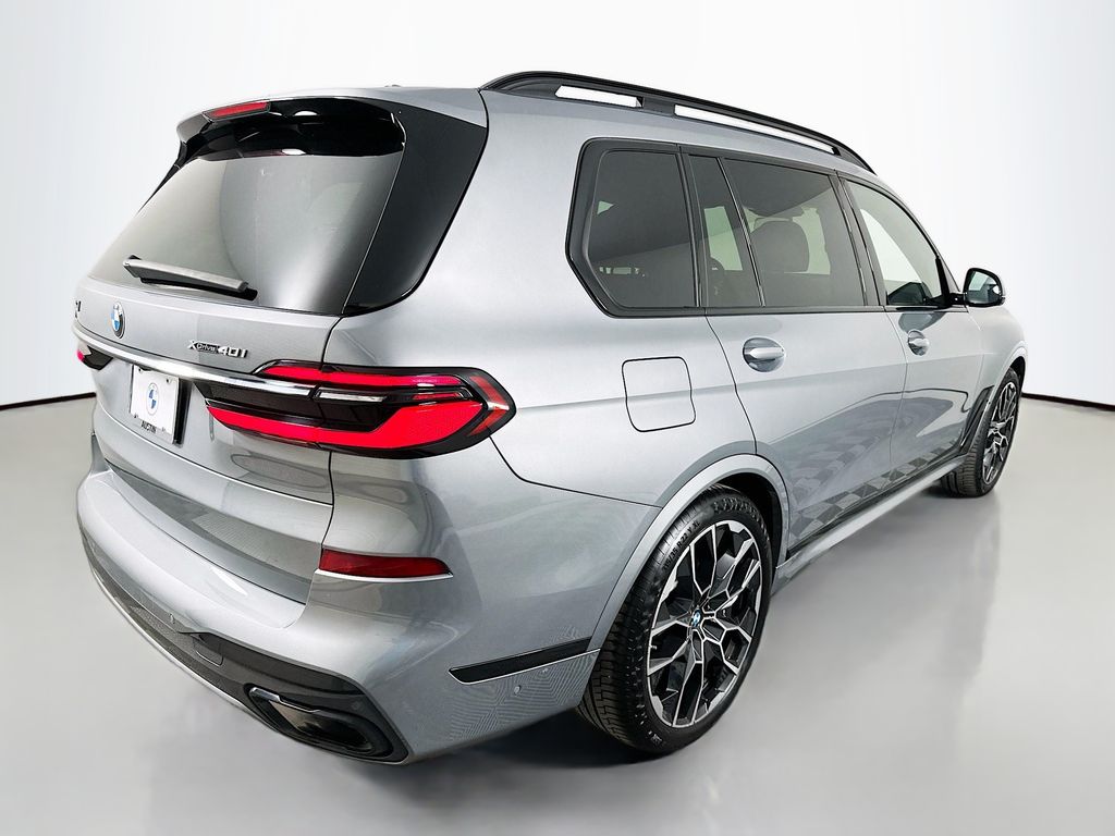 Thumbnail: 2023 BMW X7 - 5