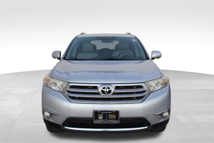 Used Car 2011 Toyota Highlander  Limited For Sale Under $10,000 In Georgetown, Texas