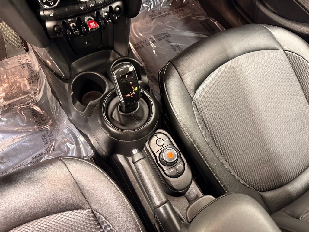 Thumbnail: 2022 MINI Cooper - 19