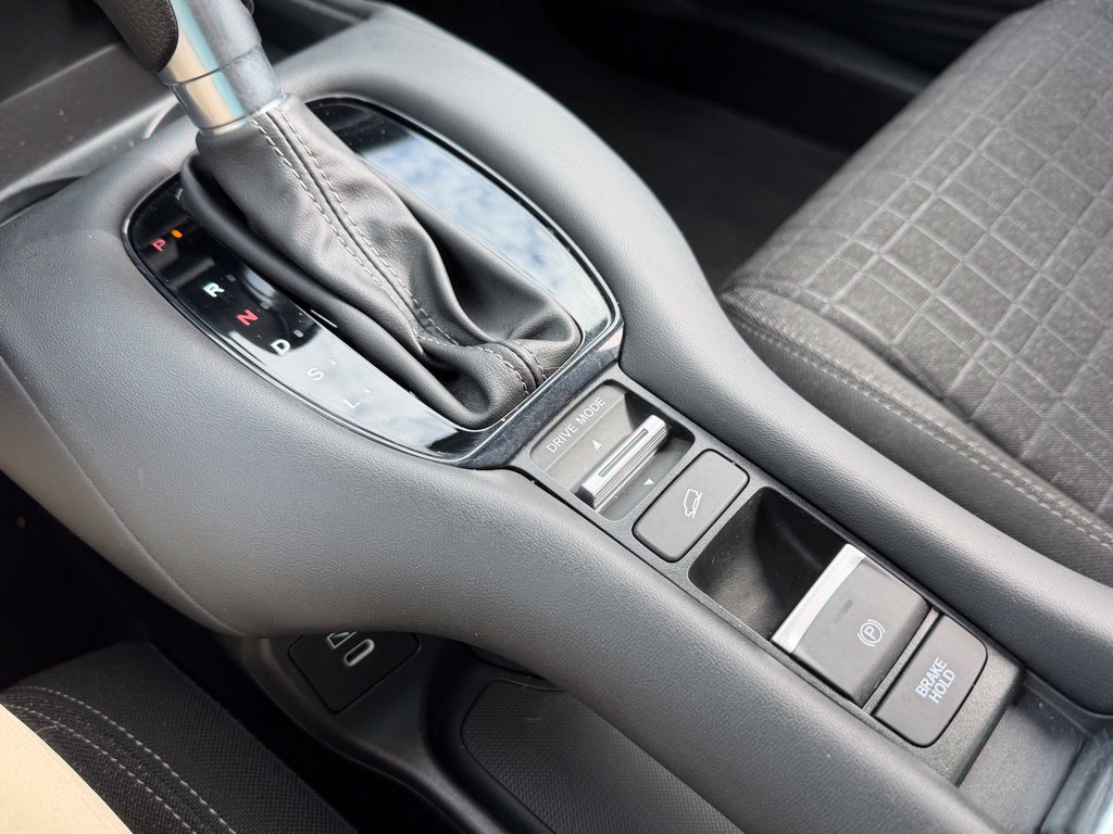Used 2025 Honda HR-V SUV