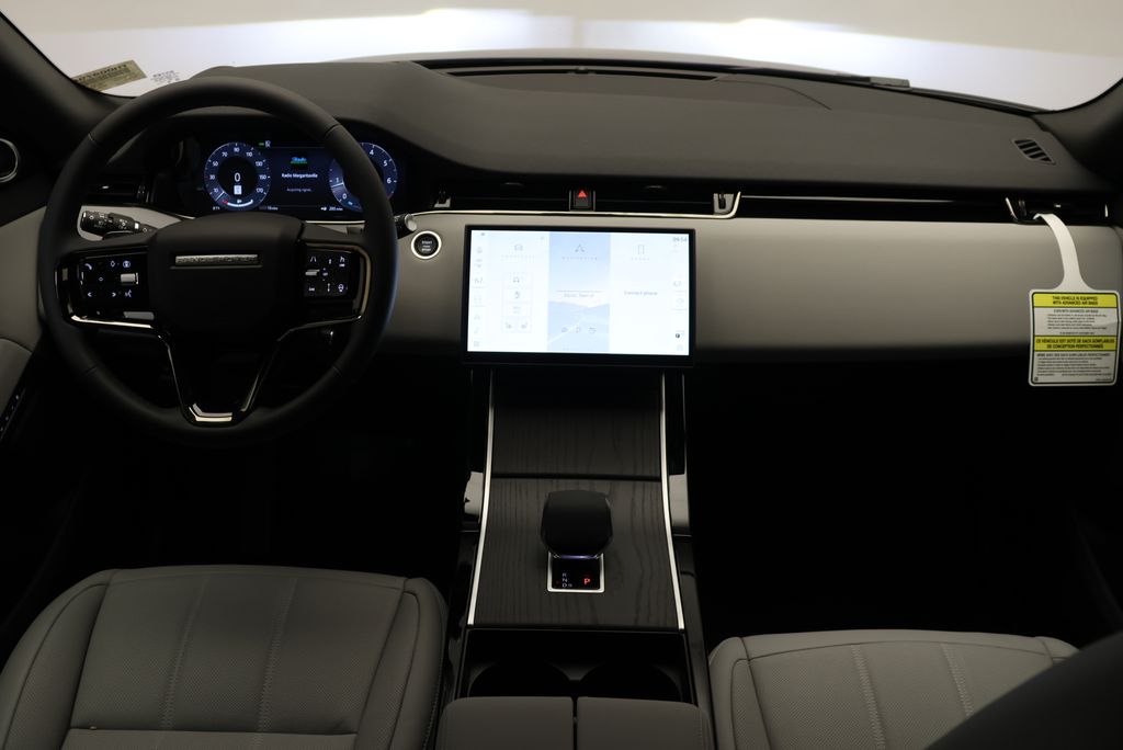 Thumbnail: 2026 Land Rover Range Rover Evoque - 15