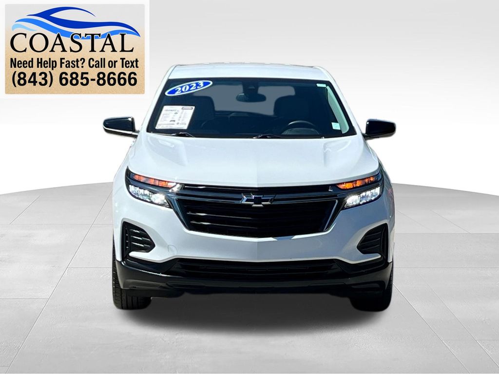 2023 Chevrolet Equinox LS White at Matthews Motors of Wilmington