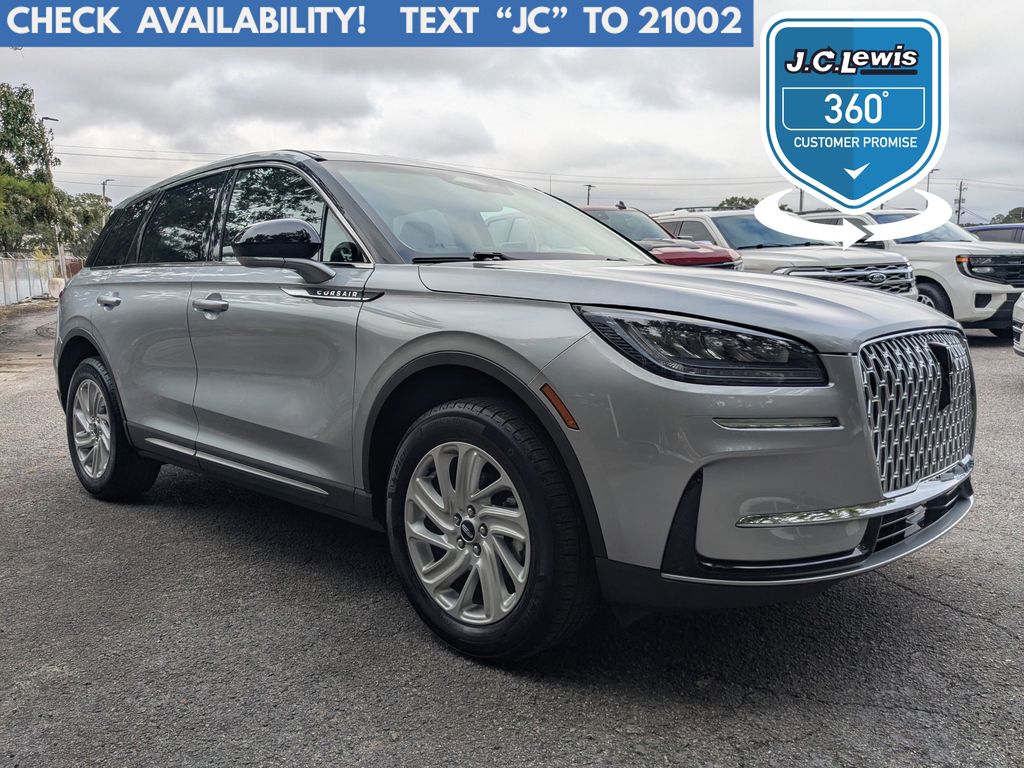 2023 Lincoln Corsair Standard