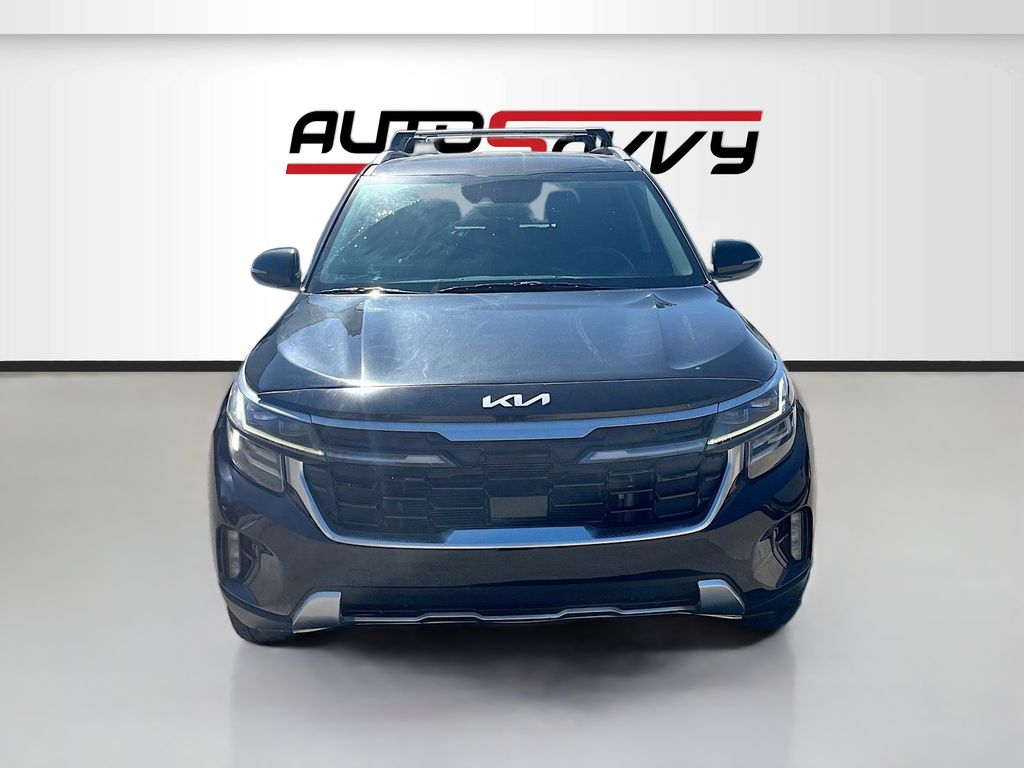 Used 2024 Black Kia SX image 2